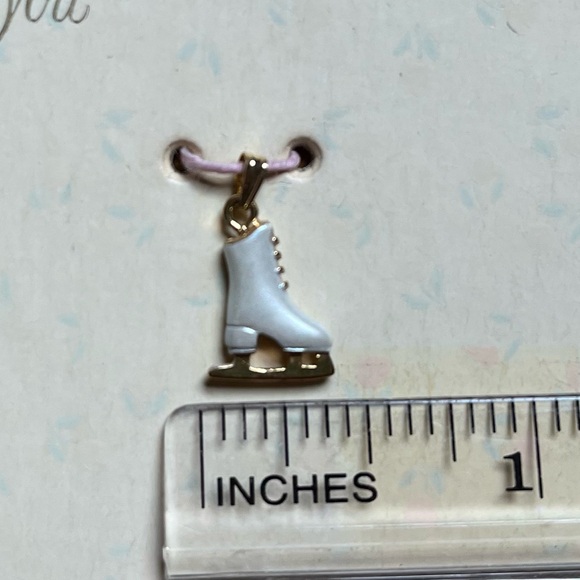 Vintage Figure Skate Charm - Picture 5 of 5